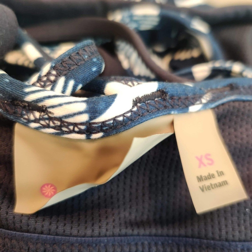 Athleta Fully Focused Sports Bra Floral Shibori - Picture 7 of 7